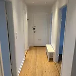 4 Vaerelses 85m2 Med 3 Sovevaerelser Og 6 Enkelt Senge