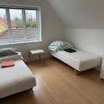 Appartamento 4 Vaerelses 85m2 Med 3 Sovevaerelser Og 6 Enkelt Senge Odense